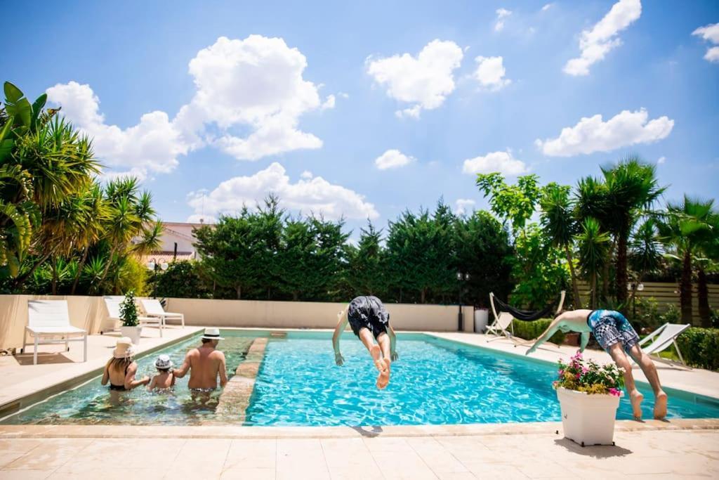 Villa Laoconte Piscina, Jacuzzi E Biliardo Canicatti Exterior photo